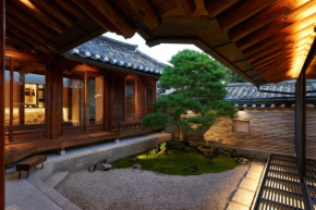 Nostalgia Hanok Hotel